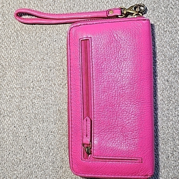 Fossil Pink wristlet - Picture 7 of 9
